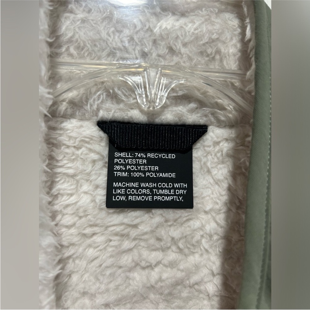 Vuori Women's XL Cozy Sherpa Popover Jacket Pullover Dune Green Cream NWT Pile - Picture 7 of 8
